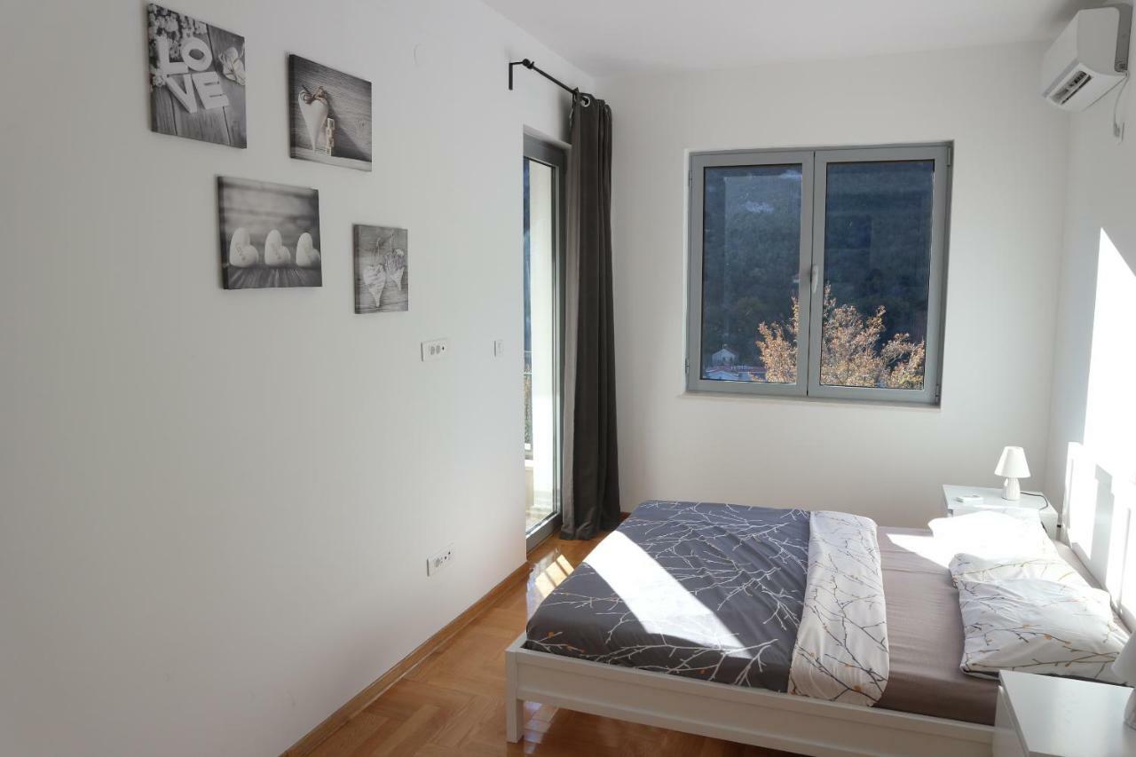Lavender Bay Apartments D3 Or D5 I By Andreas Crivellaro Donji Morinj Εξωτερικό φωτογραφία